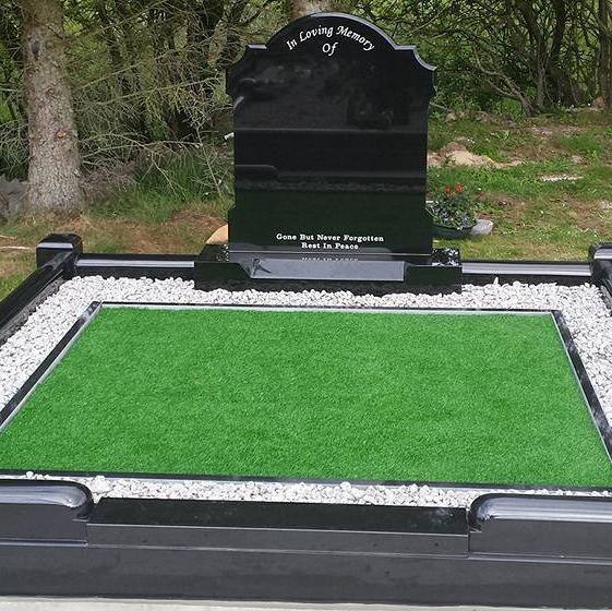 Saga Headstone Grass