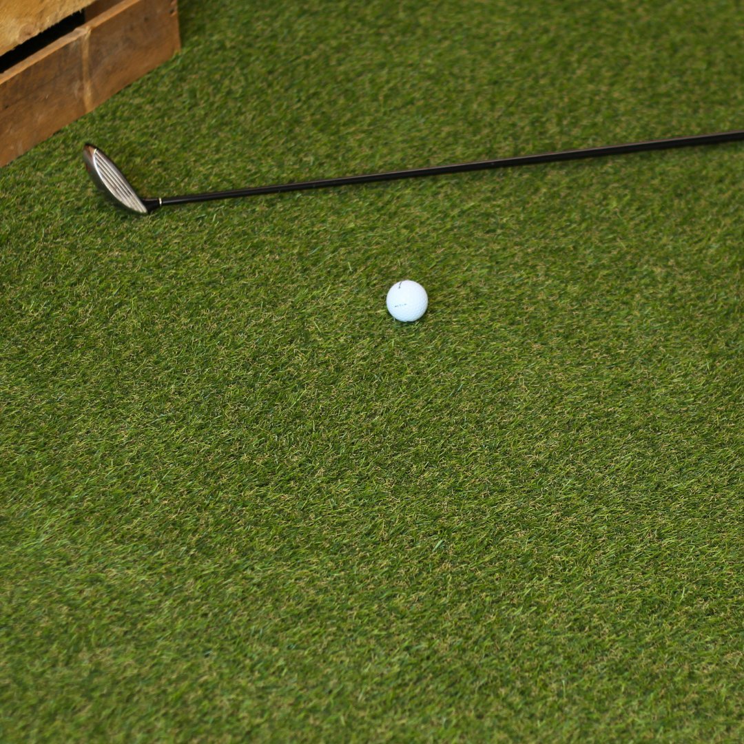 Artificial Golf Putting Green - Grass Cash and Carry